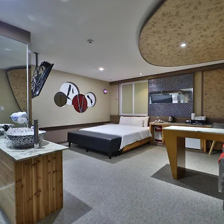 K2 Motel